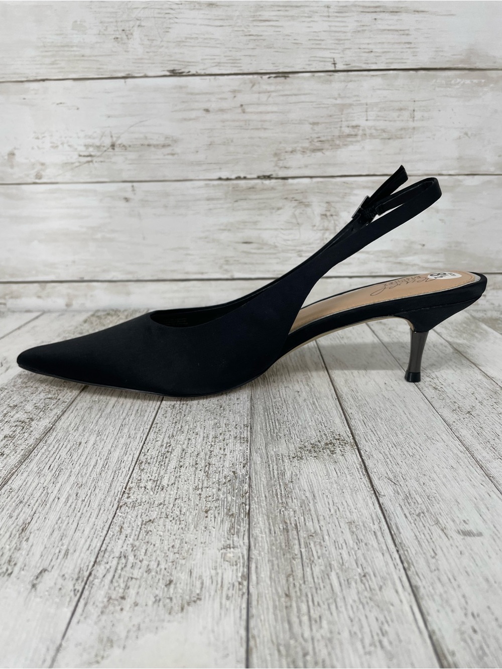 Jewel Badgley Mischka Black Satin Slingback Kitten Heels Size 8.5 - Picture 4 of 7
